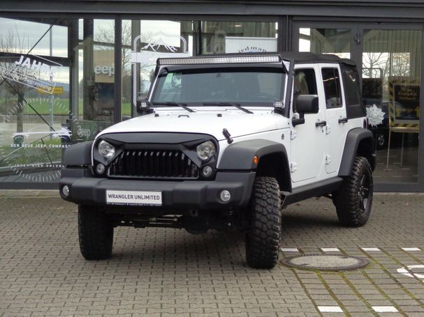 Jeep Wrangler Unlimited 3.6 V6 209 kW image number 1