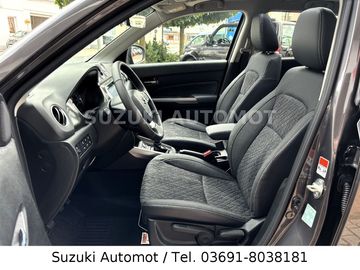 Car image 12