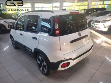 Car image 22