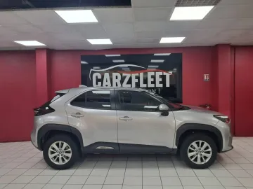 Car image 3