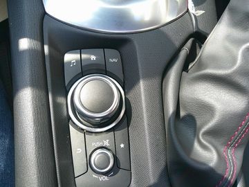 Car image 21