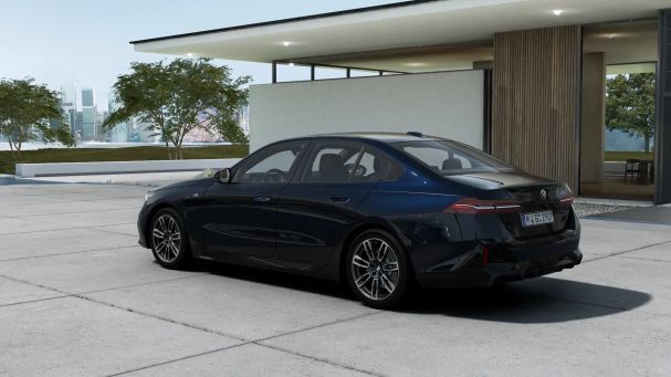 BMW 520i 140 kW image number 4