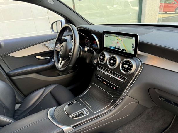 Mercedes-Benz GLC 300 e 4Matic 235 kW image number 35