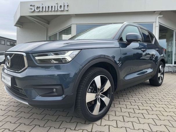 Volvo XC40 T2 Momentum 95 kW image number 1