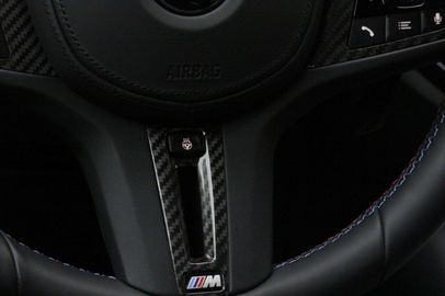 Car image 37