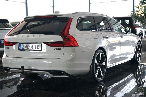 Volvo V90 Recharge T8 AWD 288 kW image number 3