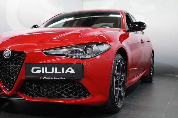 Alfa Romeo Giulia 2.0 Veloce 206 kW image number 1