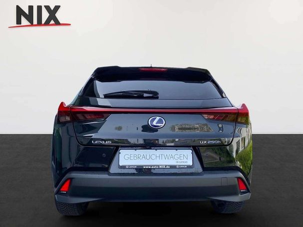 Lexus UX 135 kW image number 4