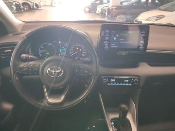 Car image 12