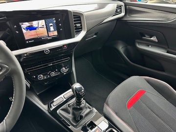 Car image 15