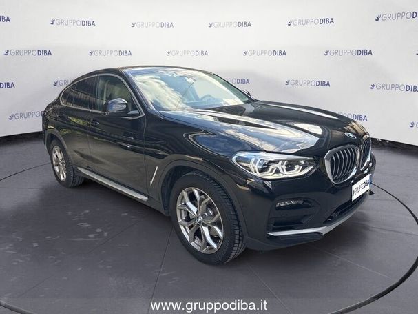 BMW X4 xDrive20d xLine 140 kW image number 2