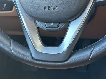 Car image 28