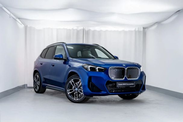 BMW iX1 xDrive30 M Sport 230 kW image number 3