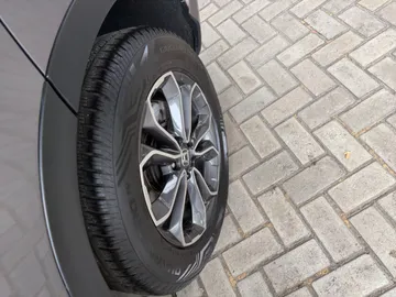 Car image 29