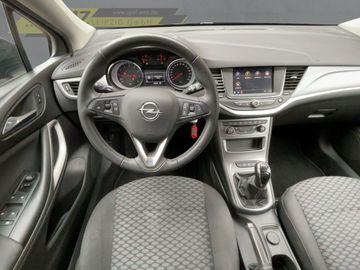 Car image 11