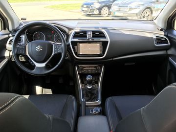 Car image 13