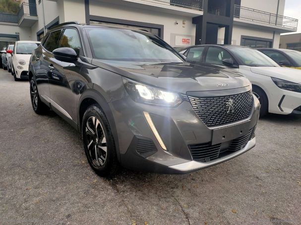 Peugeot 2008 PureTech 130 Allure 96 kW image number 3