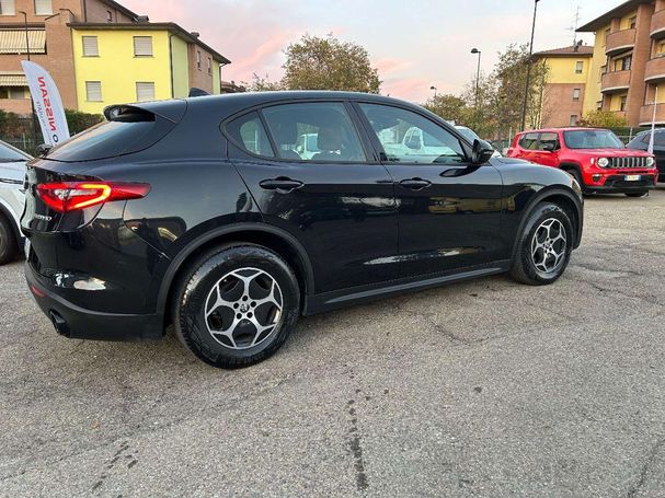 Alfa Romeo Stelvio 2.2 Diesel AT8 Q4 Super 140 kW image number 7