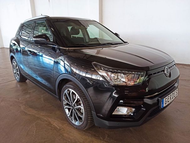 SsangYong Tivoli 2WD Forward 94 kW image number 3