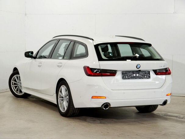 BMW 320i Touring 135 kW image number 4