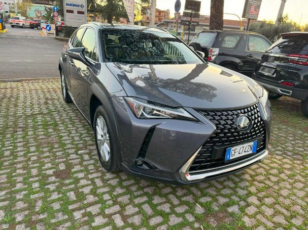 Lexus UX 250h 135 kW image number 2