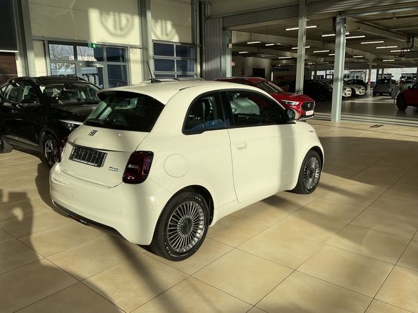 Fiat 500 e 70 kW image number 3