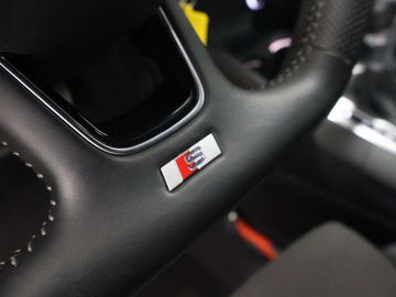 Car image 38