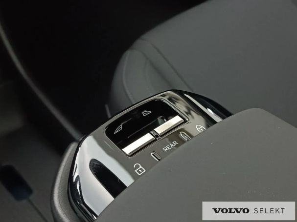 Volvo EX30 200 kW image number 37