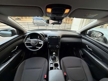 Car image 10