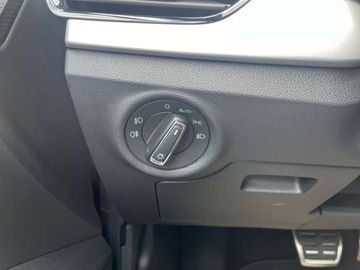 Car image 36