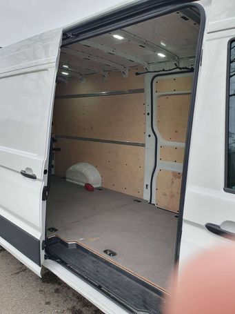 Volkswagen Crafter 35 TDI 103 kW image number 17