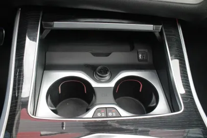 Car image 50