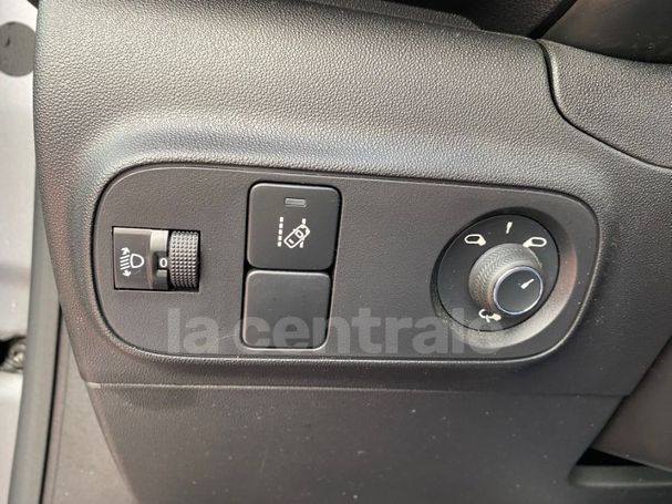 Citroen C3 Pure Tech 82 FEEL 60 kW image number 6