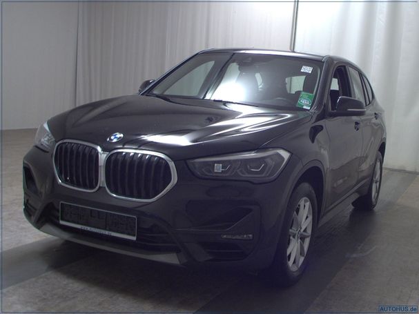 BMW X1 sDrive20i Advantage 141 kW image number 1