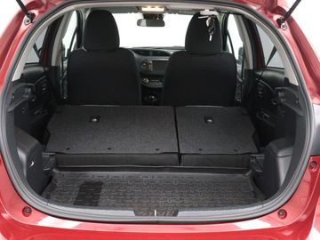 Car image 37