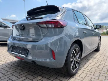 Car image 36
