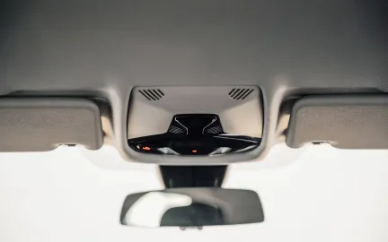Car image 29