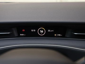 Car image 46