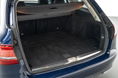 Car image 41