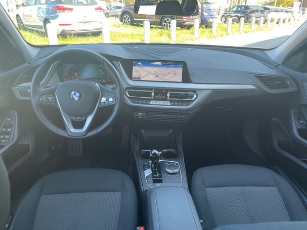 BMW 118i 103 kW image number 10