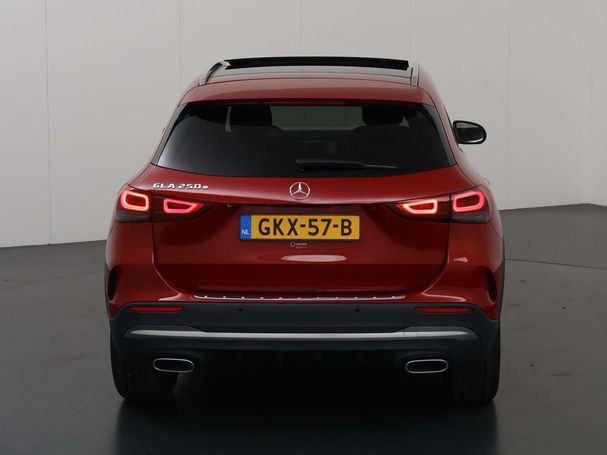 Mercedes-Benz GLA 250 e 160 kW image number 4