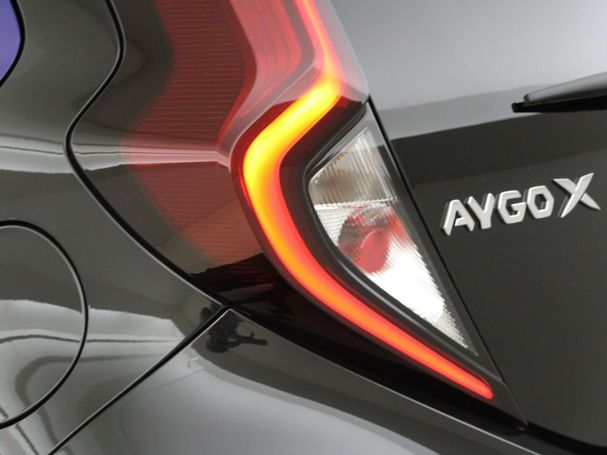 Toyota Aygo X 1.0 VVT-i 53 kW image number 8