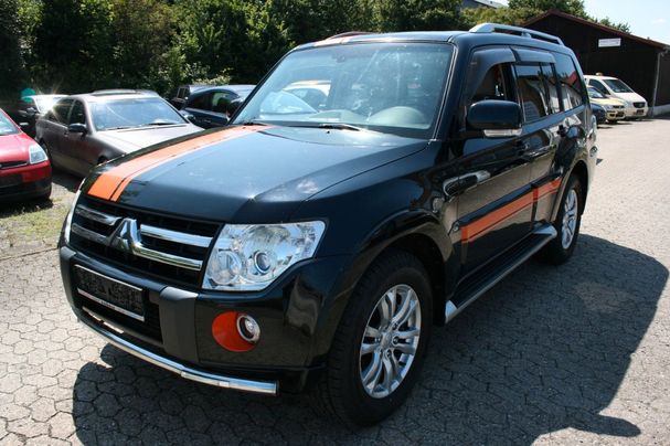 Mitsubishi Pajero 3.2 Instyle 147 kW image number 1