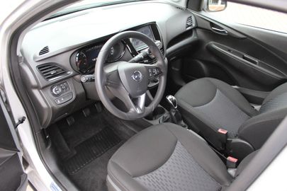 Car image 7