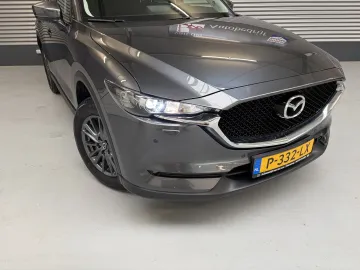 Car image 30