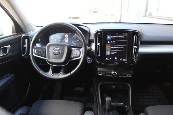 Volvo XC40 T4 140 kW image number 5