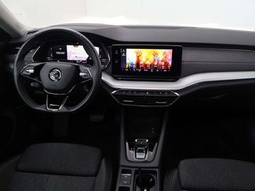 Car image 37