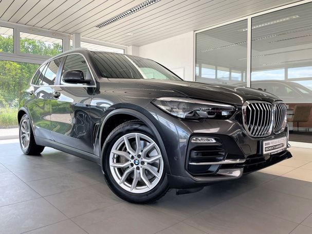 BMW X5 45e xDrive 290 kW image number 2