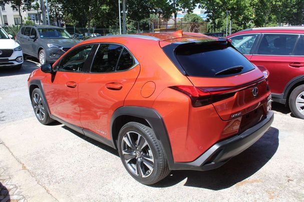 Lexus UX 250h 135 kW image number 4