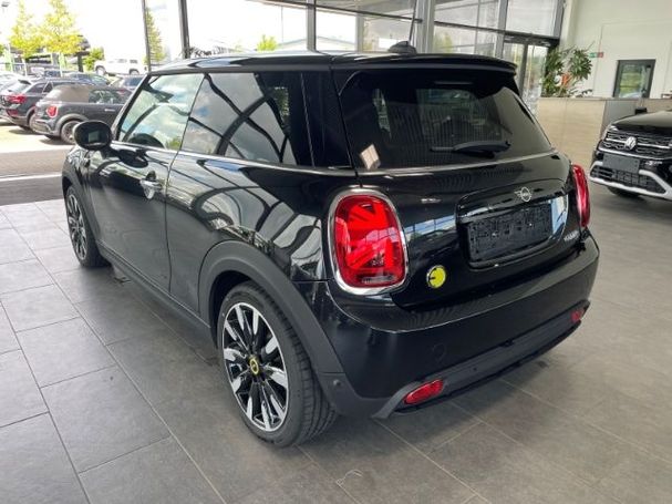 Mini Cooper SE Electric Trim 135 kW image number 4